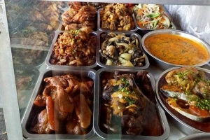 Quán Ăn Quán Ngon - Cơm Văn Phòng Tự Chọn