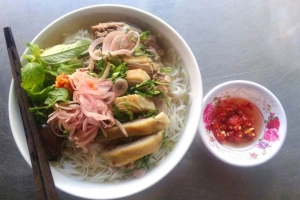 Quán Ăn Quán Ngon - Phở Bò & Vịt Các Món