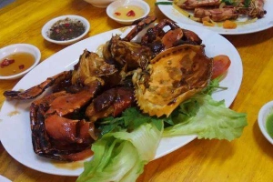 Quán Nhậu 6 Đời Út Thuận - Gà & Các Món Hải Sản