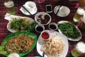 Quán Nhậu Anh Râu - Bia Hơi Hà Nội