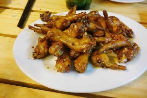 Quán Nhậu Bia Hơi Ánh Huyền