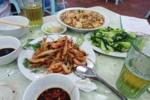 Quán Nhậu Bia Hơi Bà Béo - Quan Hoa