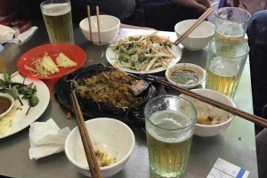 Quán Nhậu Bia Hơi Hà Nội - Bát Đàn