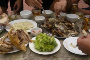 Quán Nhậu Bia Hơi Hà Nội & Các Món Nhậu - Minh Khai