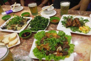 Quán Nhậu Bia Hơi Hải Xồm - Tăng Bạt Hổ