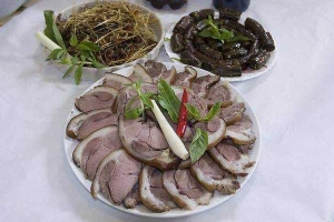 Quán Nhậu Đắc Phú - Thịt Chó Thui Rơm