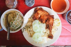 Quán Nhậu Đỉnh Khôi Quán - Cơm Gà & Hải Sản