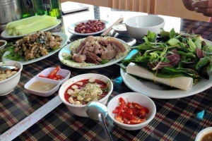 Quán Nhậu Đông Giang - Dê Núi & Gà Đồi Ninh Bình