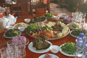 Quán Nhậu Đông Nam Quán - Bia Hơi Hà Nội