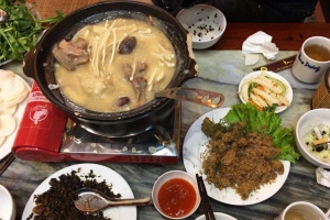 Quán Nhậu Duy Long - Bia Tuborg & Lẩu Cháo