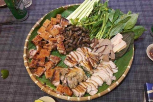 Quán Nhậu Heo Tộc Rau Rừng