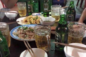 Quán Nhậu Hồng Hà Quán - Bia Hơi Sài Gòn