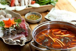 Quán Nhậu Hồng Ngọc Quán - Lẩu & Nướng