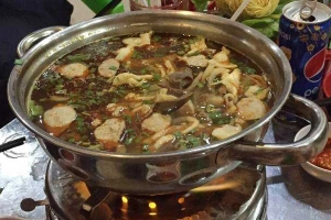 Quán Nhậu Lẩu Bò Cánh Đồng Chấn Hưng