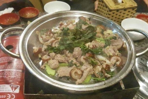 Quán Nhậu Lẩu Dê Cầu Suối