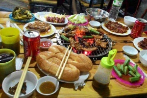 Quán Nhậu Lẩu Nướng Hỏa Quán - Lê Lợi