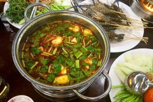 Quán Nhậu Lẩu Tôm Năm Đức