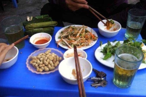 Quán Nhậu Lợi Thanh - Bia Hơi Hà Nội