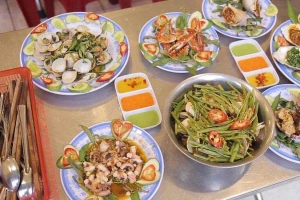 Quán Nhậu Ốc Liên 20k - Bàu Cát 8