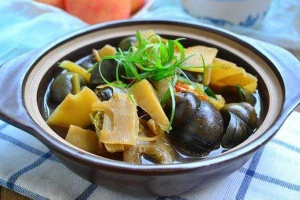 Quán Nhậu Quán 62 - Ốc, Lẩu & Các Món Nướng
