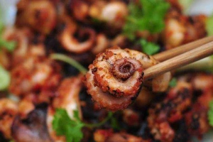 Quán Nhậu Quán Nguyệt - Hải Sản Tươi Sống
