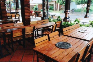 Quán Nhậu Queen - BBQ & Beer