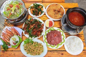 Quán Nhậu Quỳnh Anh Quán - Đặc Sản Gà Quê