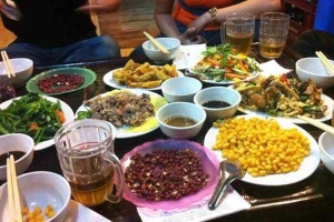 Quán Nhậu Rượu Nhà Sàn Hoàng Thanh