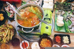 Quán Nhậu Trường Còi - Bia Hơi & Các Món Nhậu