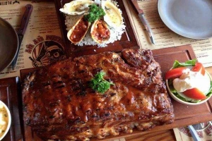 Quán Nhậu Ụt Ụt Quán - Barbecue & Beer - Võ Văn Kiệt