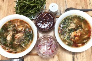 Quán Ăn Quán O Hoa - Bánh Canh Tự Chọn