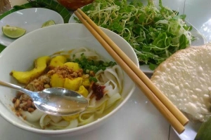 Quán Ăn Quán Phan - Mì Quảng & Các Món Đặc Sản Miền Trung