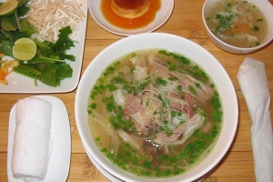 Phở Lý Quốc Sư - Đồng Khởi