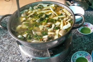 Quán Ăn Quán Phúc Lâm - Cơm Gà & Lẩu Gà Lá É