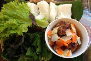 Quán Ăn Quán Sen - Bún Bò & Bún Chả Hà Nội
