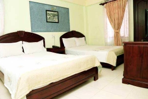 Quân Sơn 2 Hotel