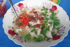 Quán Ăn Quán Sông Hương - Bún Bò & Bánh Canh Bột Gạo