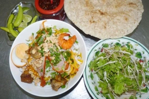 Quán Ăn Quán Thanh Vân - Mì Quảng & Bánh Canh