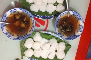 Quán Ăn Quán Thảo - Bún Ốc Cổ & Chè Nhiều Loại