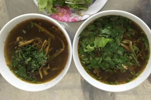Quán Ăn Quán Thủy - Bún Bò Huế & Cháo Lươn