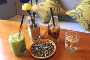 Quán Tuổi Hồng - Cafe Kem Ăn Vặt