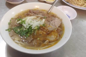 Quán Ăn Quán Út - Bò Bít Tết, Bò Kho & Bún Bò