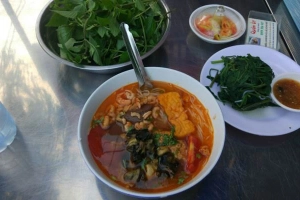 Quán Ăn Quán Út - Bún Riêu Cua Ốc
