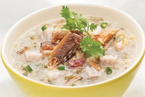 Quán Ăn Quán Yến Nhi - Cảng Ba Ngòi