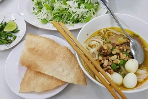 Quán Ăn Quang Tiến - Quán Mì Quảng
