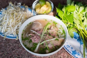 Quán Ăn Quang Tuấn - Phở & Bún Bò