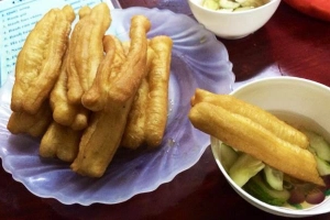 Quán Ăn Quẩy Nóng - Tạ Quang Bửu