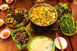 Quê Hương - Cơm Lẩu & Hải Sản Tươi Sống