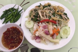 Quán Ăn Quê Hương Quán - Gà Tam Kỳ