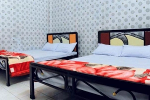 Queen Homestay